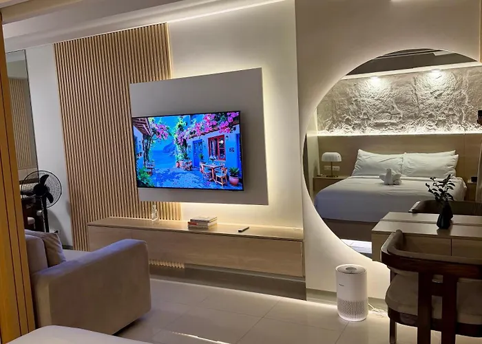 Brand New Unit In Uptown Bgc With Balcony 55 Inch Smart Tv And 300mbps Wifi, With Workspace, Beside Landers, Near Uptown Mall And Mitsukoshi Mall Apartment Manila
